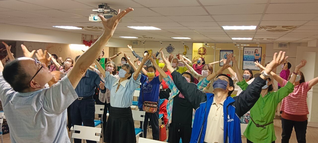 LINE_ALBUM_113413_240415_13